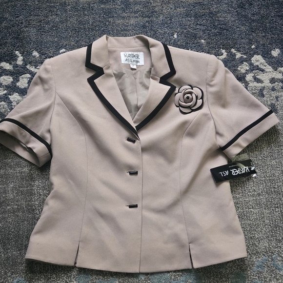 NEW Kasper ASL Petite 10P Women's Vintage Tan Black  Blazer Blouse - Picture 1 of 9